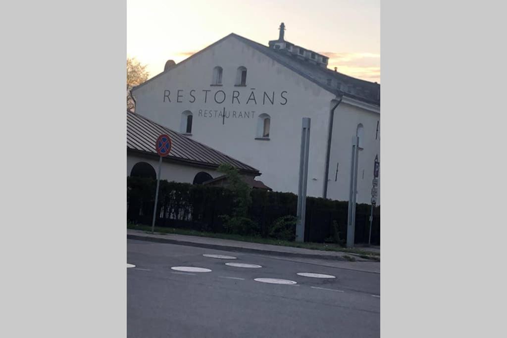 New Comfortable Apartment Nearby Promenade In 5 Minutes From Old Town Of Riga. Dış mekan fotoğraf